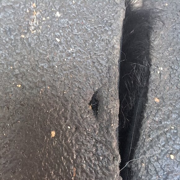 Manitobah Mukluks Metis Scruff Black Slipper House Shoe Women Size 9 Men Size 7 - Picture 5 of 5